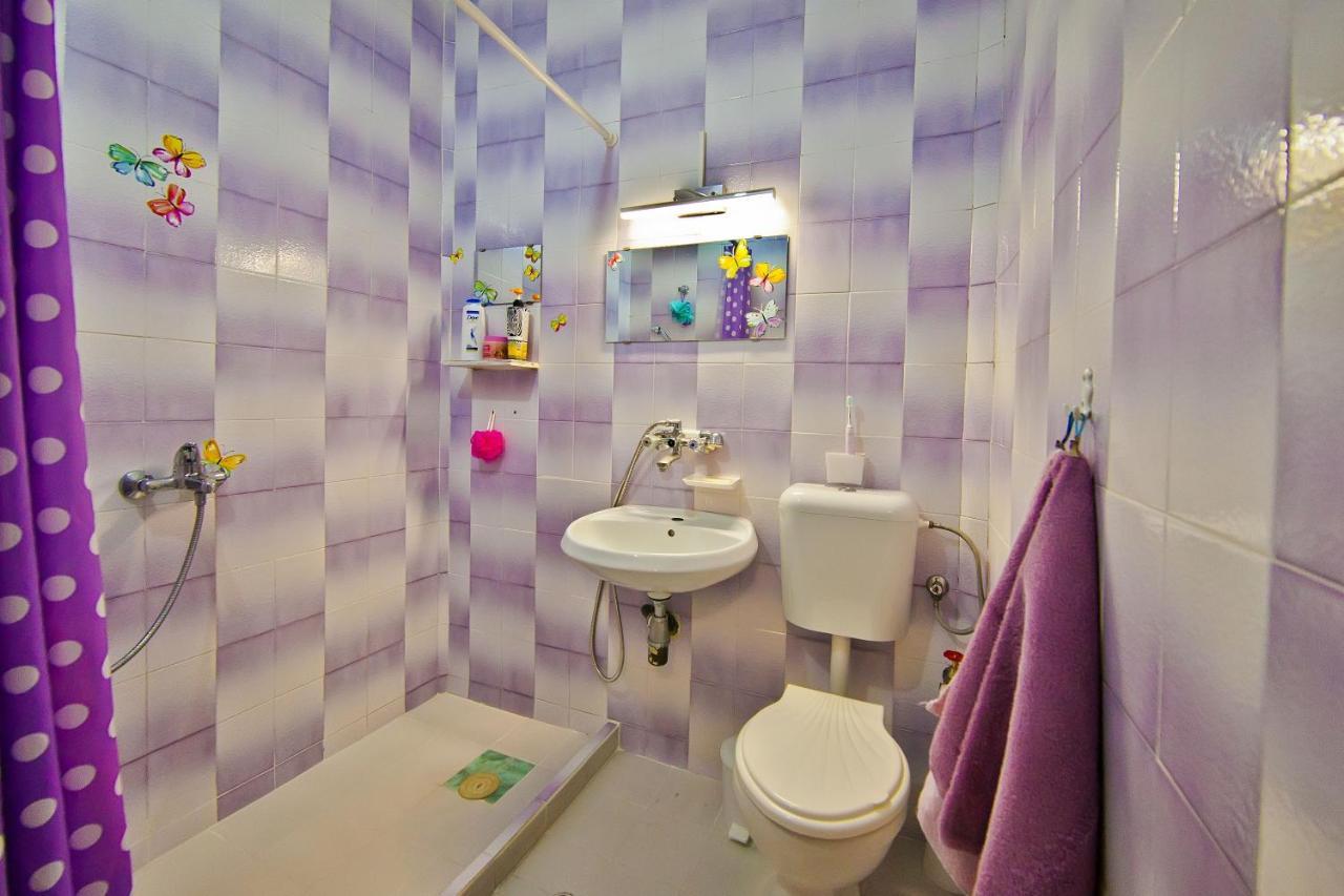 Perla 2-Bdrm In The Heart Of The City Varna Esterno foto