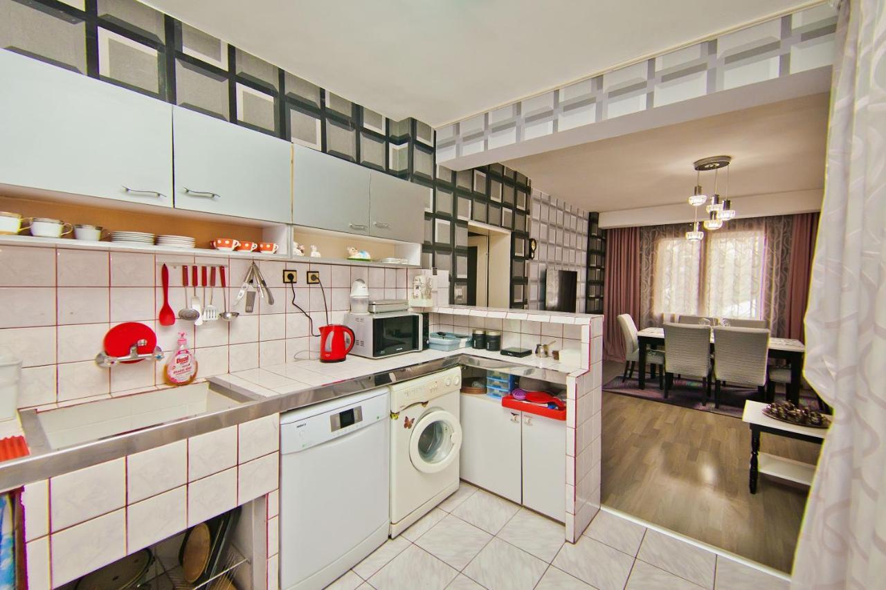 Perla 2-Bdrm In The Heart Of The City Varna Esterno foto